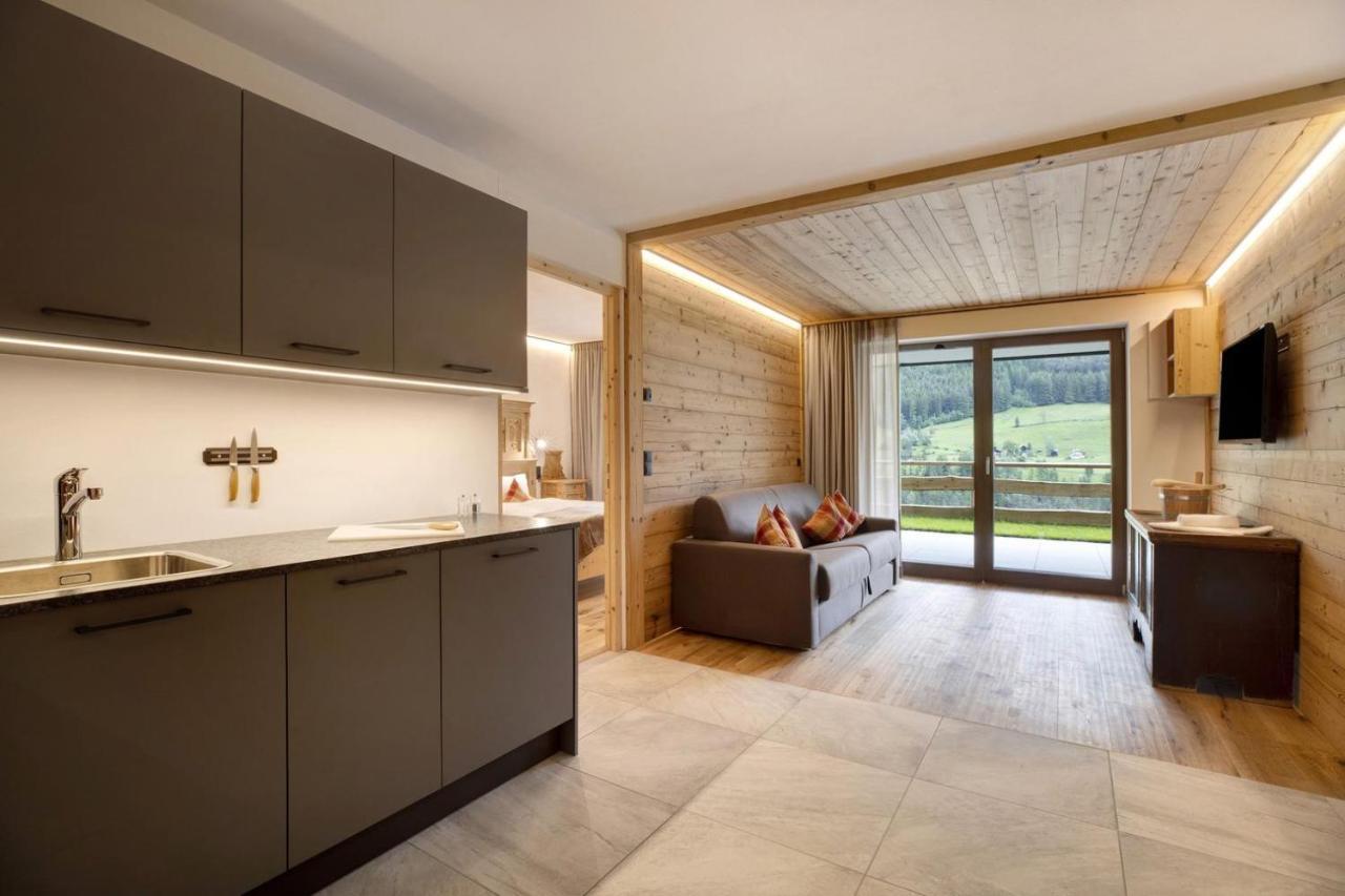 Archehof Hochzirm Lodge Anton กัมโปตูเรส ภายนอก รูปภาพ